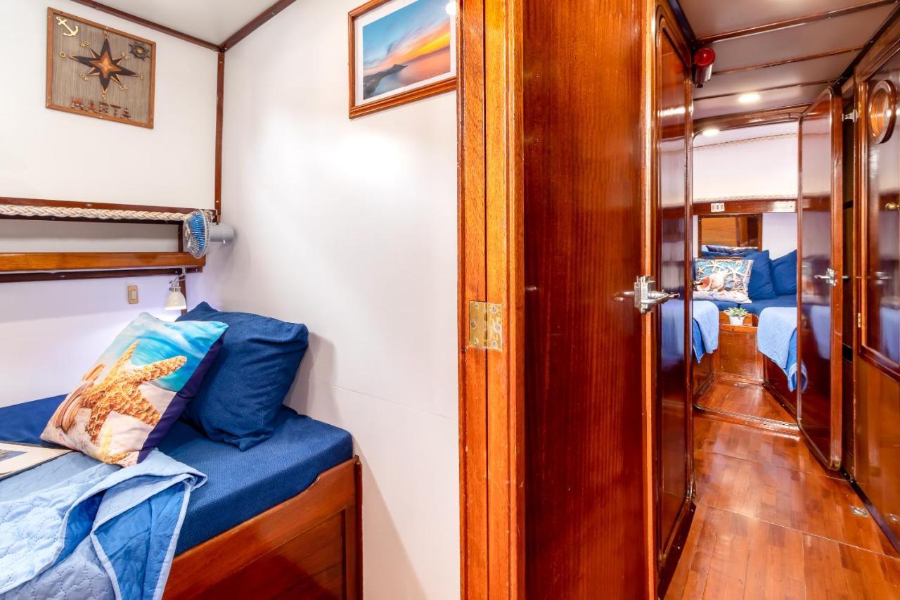 קאסטלסארדו Marta Boat B&B מראה חיצוני תמונה